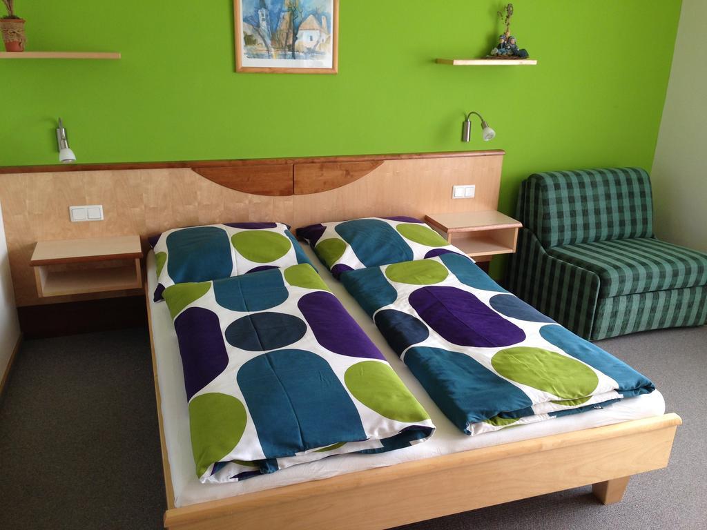 Gaestehaus Karassowitsch Rust Rom bilde