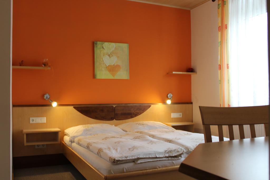 Gaestehaus Karassowitsch Rust Rom bilde